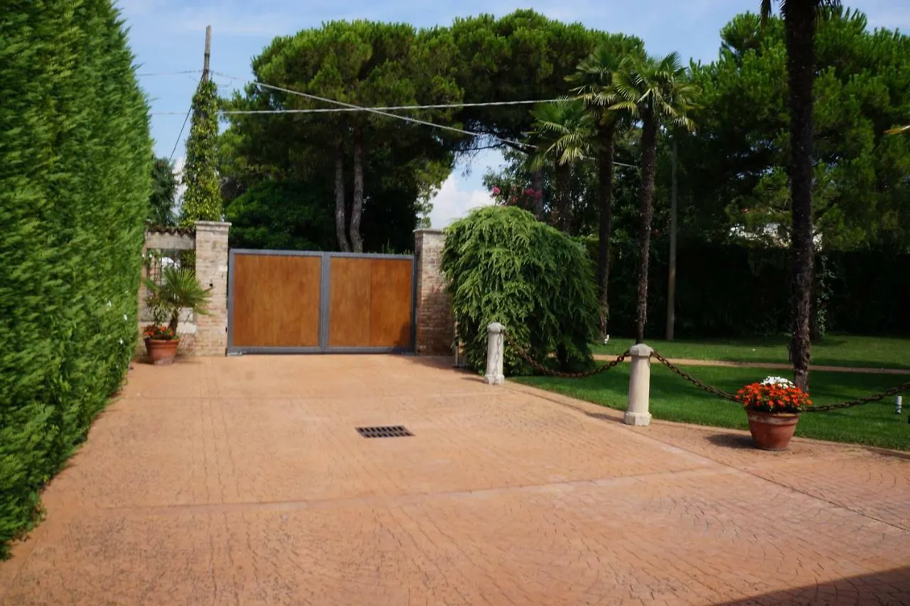 La Brigata Apartments Suite Room Cavallino-Treporti Guest house
