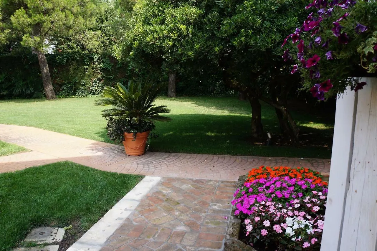 Guest house La Brigata Apartments Suite Room Cavallino-Treporti